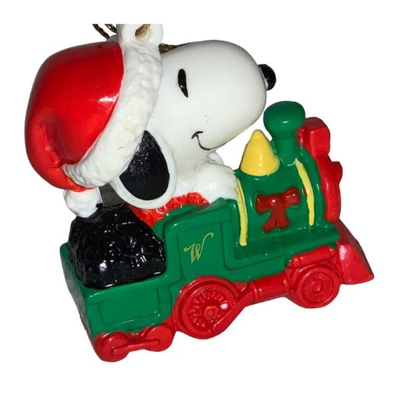Unbranded Other - Snoopy On Train Ornament  USF Peanuts PVC Whitmans